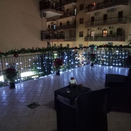 La Terrazza Di Monica & Teresa Bed & Breakfast Portici Luaran gambar