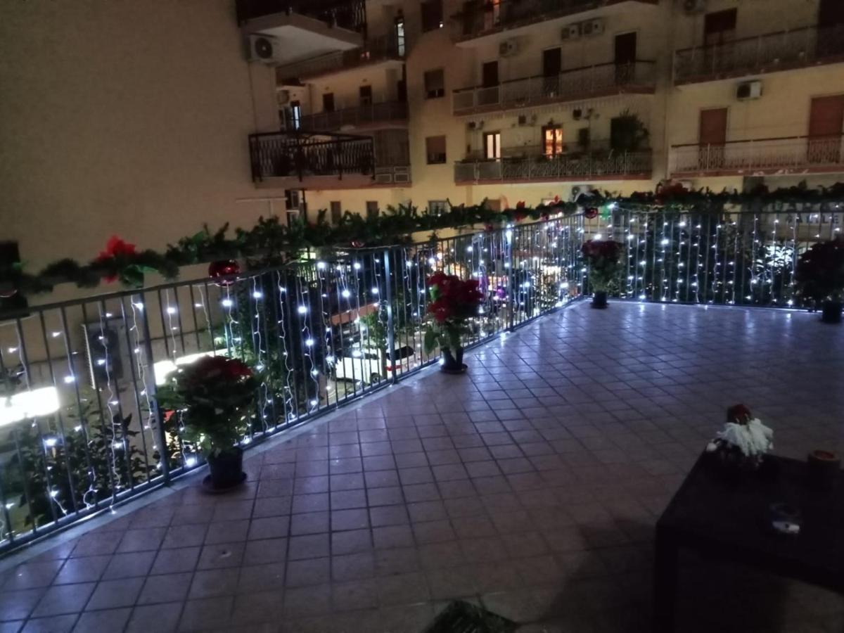 La Terrazza Di Monica & Teresa Bed & Breakfast Portici Luaran gambar