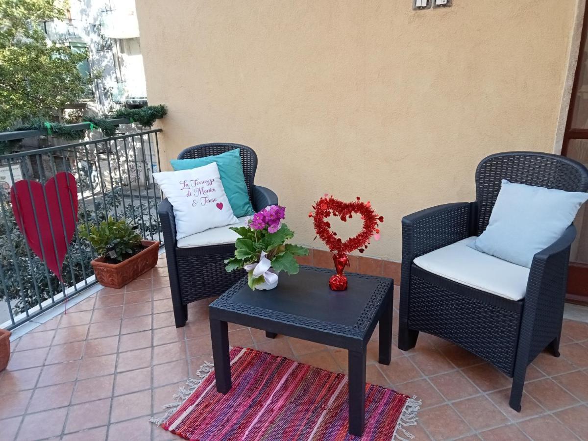 La Terrazza Di Monica & Teresa Bed & Breakfast Portici Luaran gambar
