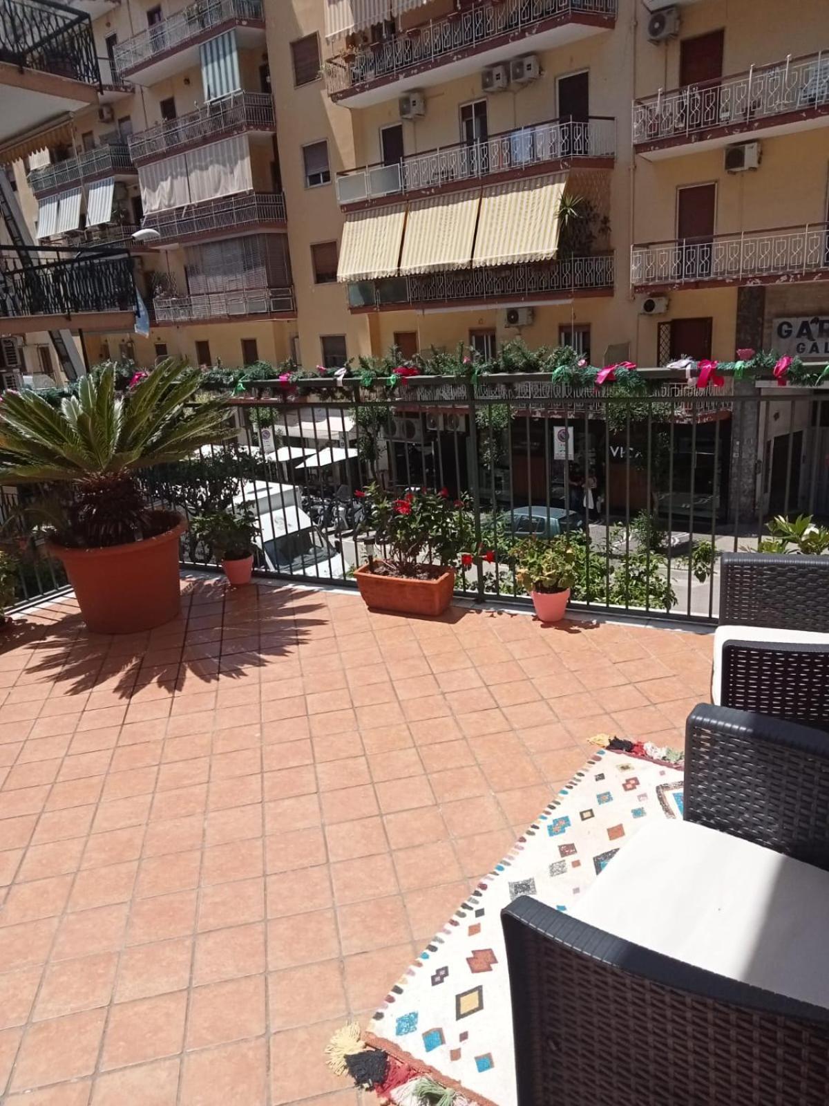 La Terrazza Di Monica & Teresa Bed & Breakfast Portici Luaran gambar