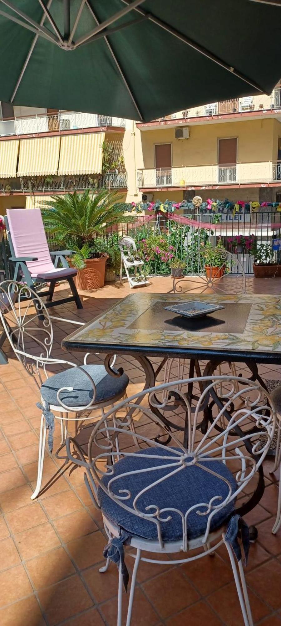 La Terrazza Di Monica & Teresa Bed & Breakfast Portici Luaran gambar